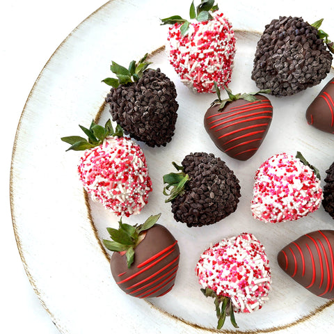 5th Avenue Case Ode to Love Chocolate Covered Strawberries